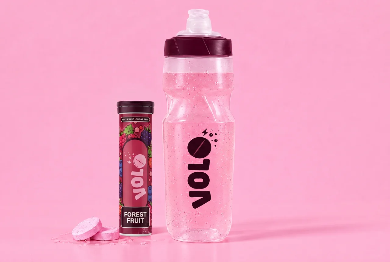 Permatoma VOLO gertuvė su bordo dangteliu ir Berry tūbele